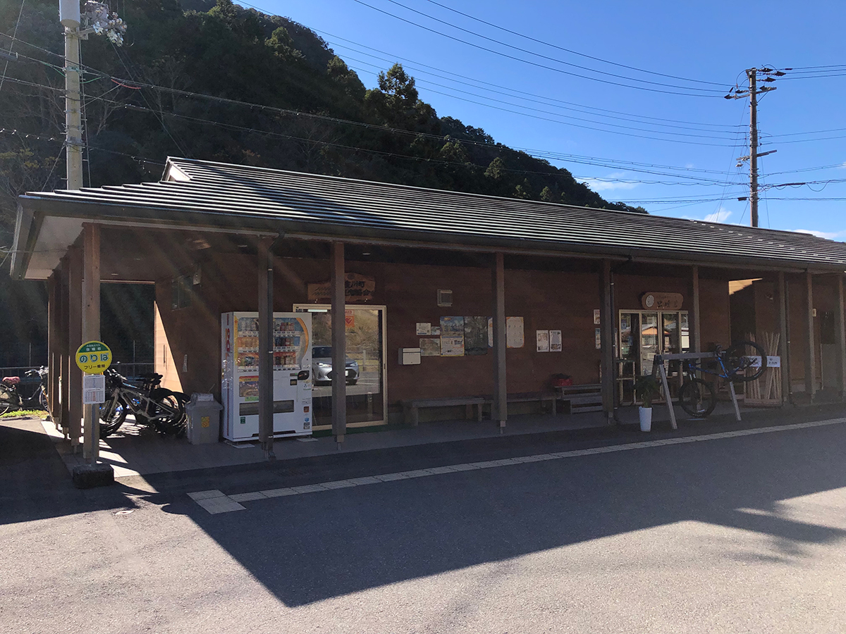 道の駅「虫喰岩」